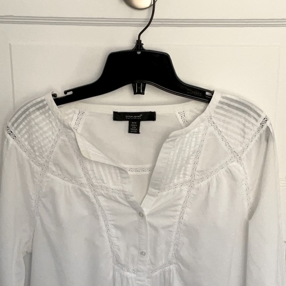 White shirt/blouse/tunic, with lace and feminine details - Picture 2 of 5